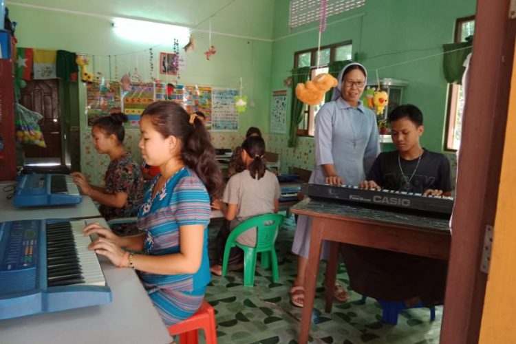 IMG-265a8f88270bbb917af5f3087a1eefe1-V